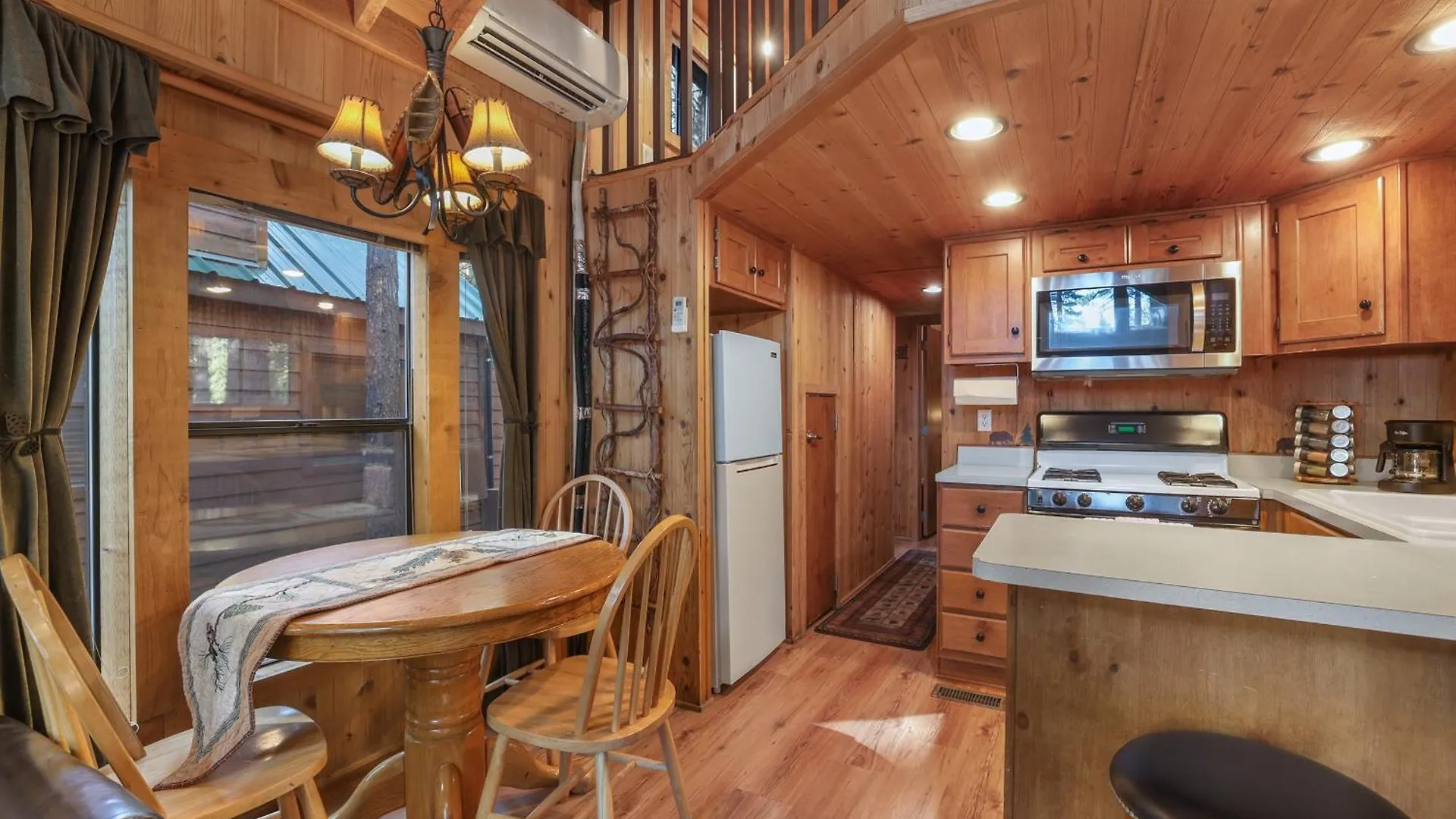 The Cozy Cub Cabin 7 Min To Lake South Lake Tahoe 0*,  Stany Zjednoczone Ameryki