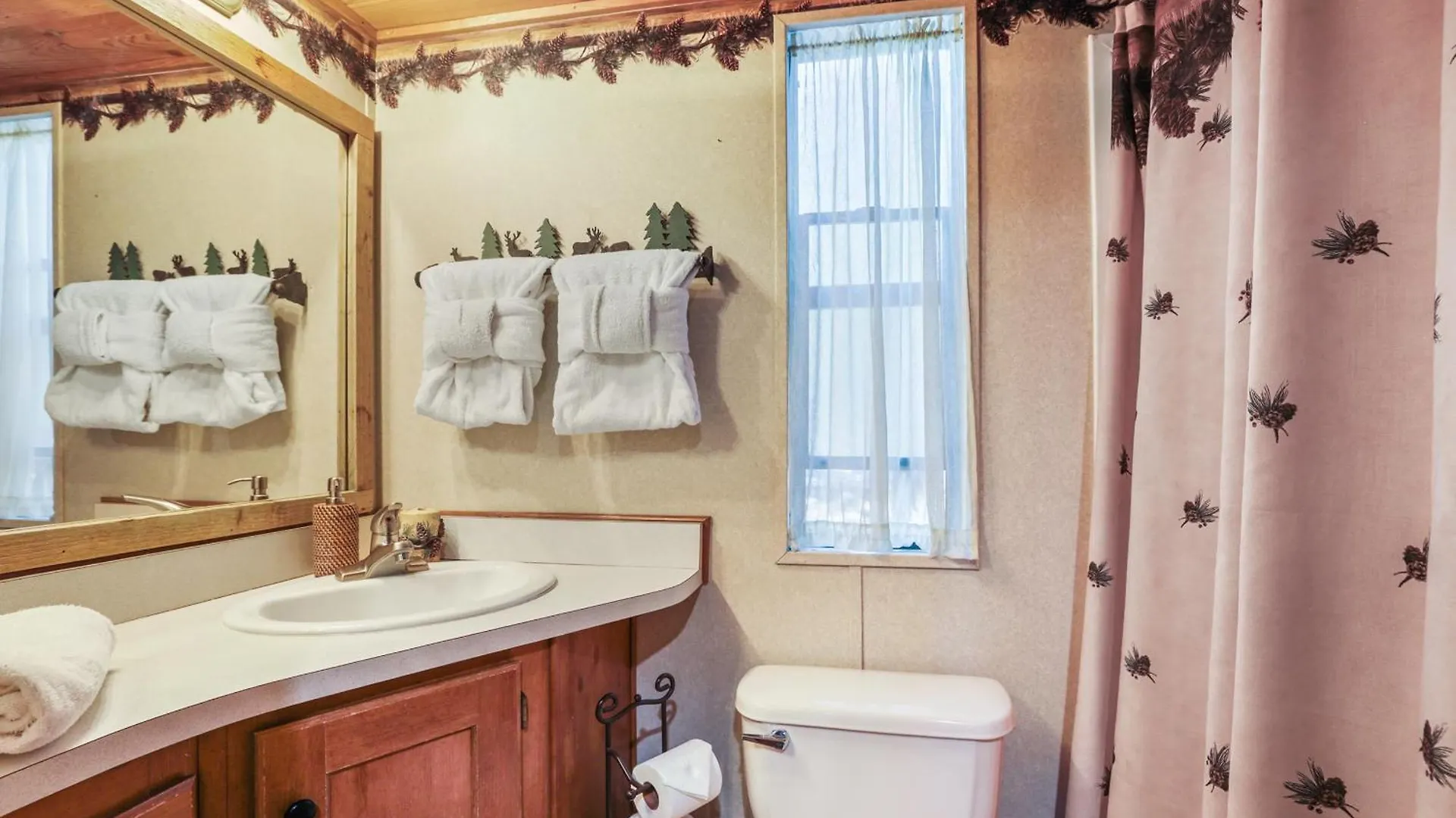 Domek alpejski The Cozy Cub Cabin 7 Min To Lake South Lake Tahoe Stany Zjednoczone Ameryki